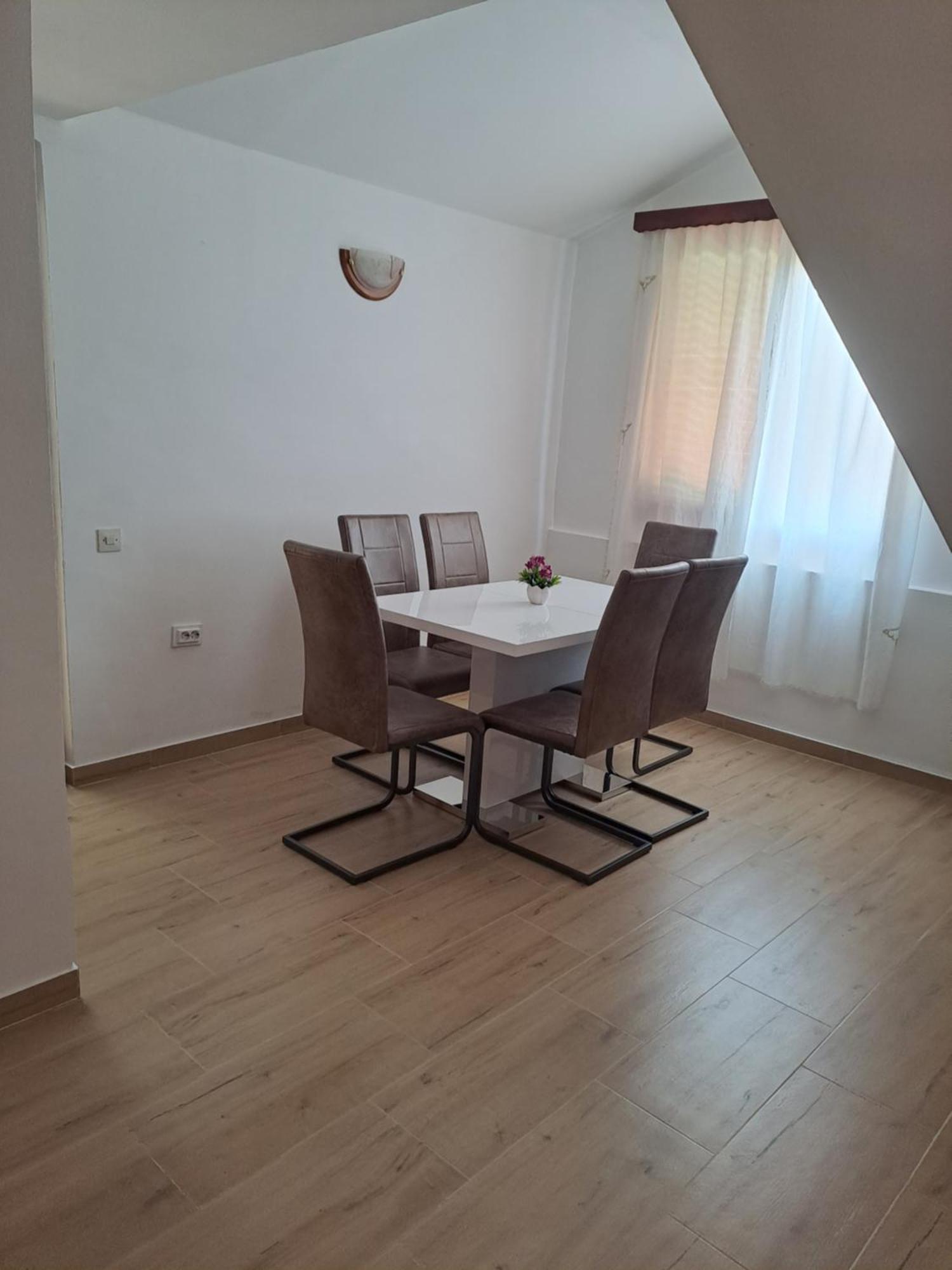 Appartement Center 2 *