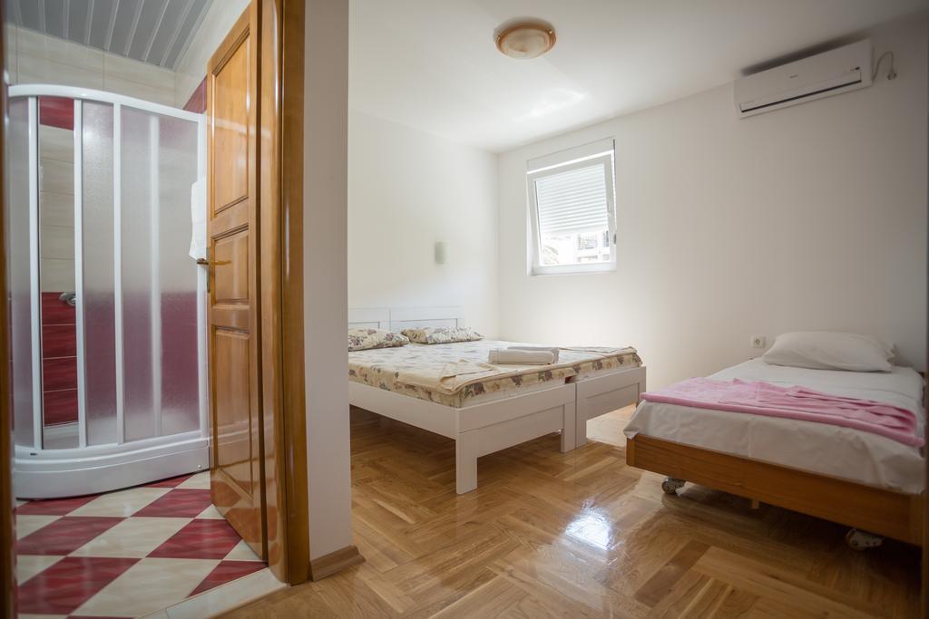 Appartement Center 2 *