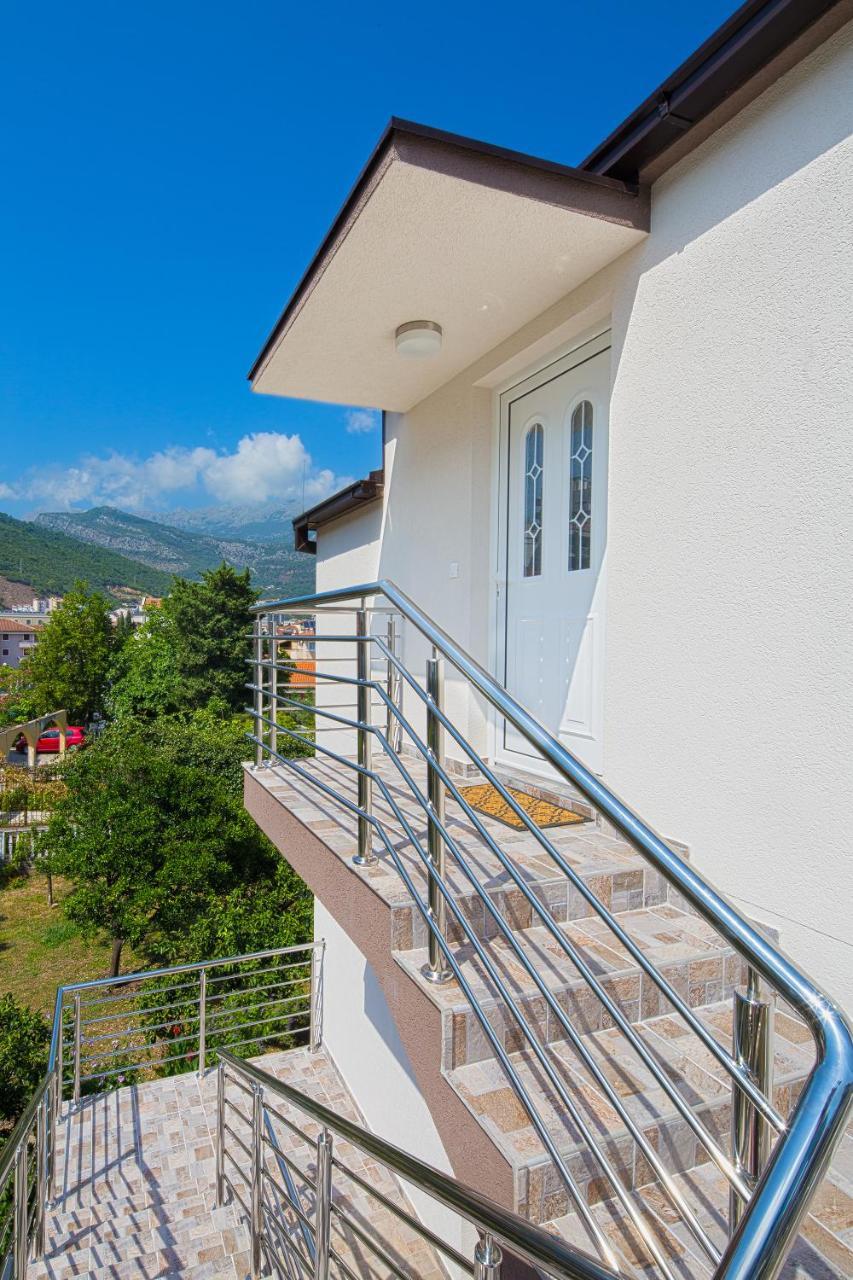 Center 2 Appartement Budva