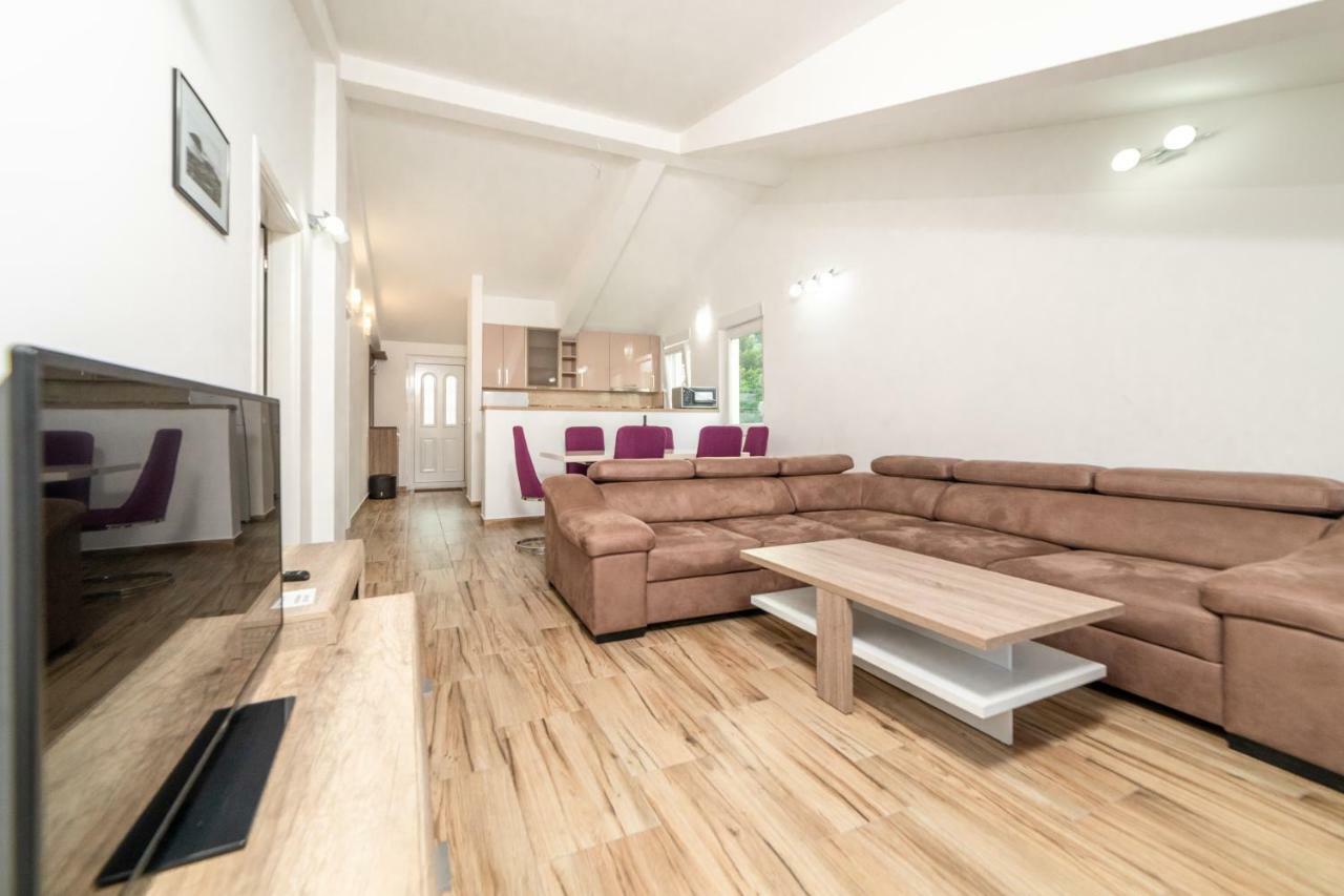 Appartement Center 2 *